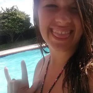 Meet your Posher, Cecelia